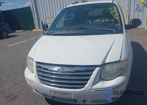 2005 Chrysler Town & Country Limited из США, поврежденный, VIN 2C8GP64L95R429294